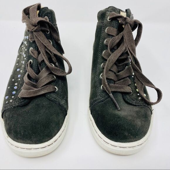 UGG - Like New! Taylah High Top Sneaker (7) - Picture 5 of 8